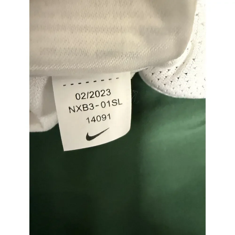 NWT Women’s Nike Green Bay Packers Tempo Running Shorts 2XL Green 3” Inseam